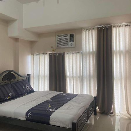 Condotel In Venice Grand Canal Mall Taguig Buitenkant foto