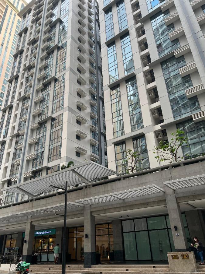 Condotel In Venice Grand Canal Mall Taguig Buitenkant foto